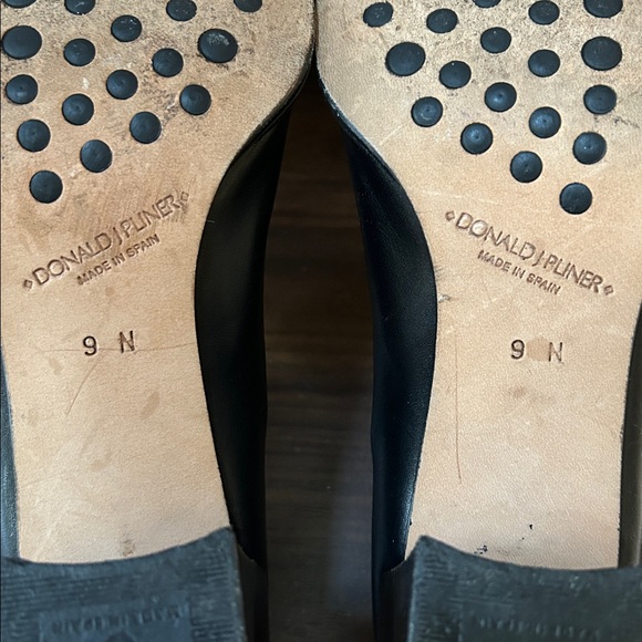 Donald J Pliner Black Leather Square Toe Zip Front Block Heal Couture Shoes 9N - Picture 13 of 16